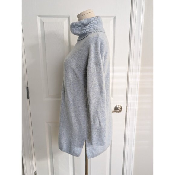 L.L. Bean Women's Size XS/S Respun Cashmere Turtleneck Tunic Sweater Blue - Picture 4 of 11